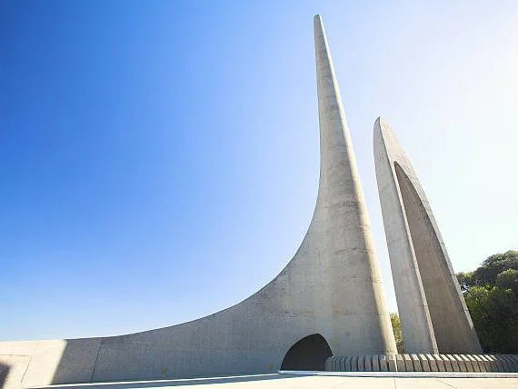 taal monument